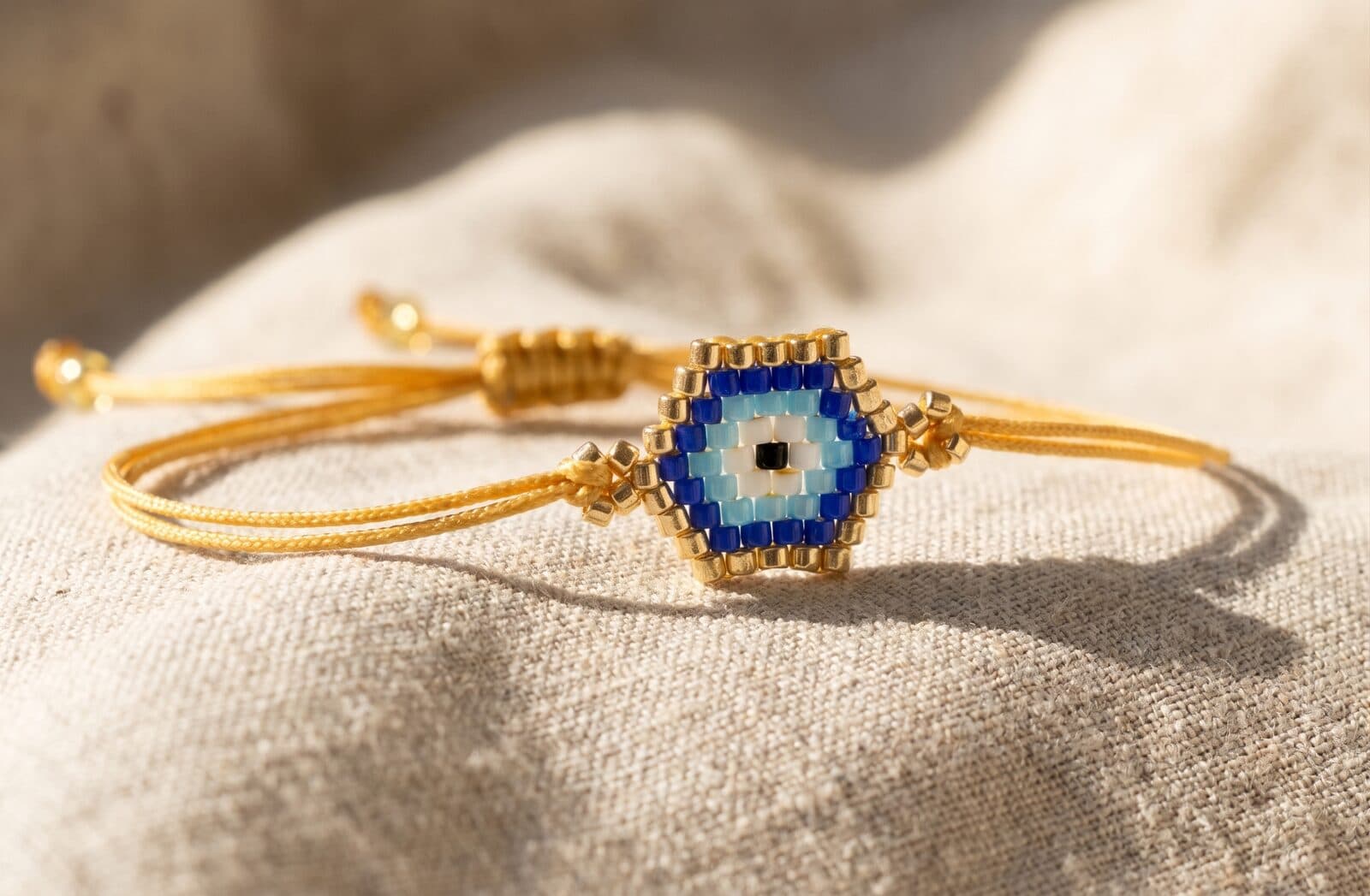 Pulsera Mini Ojo Turco Azul en cristal miyuki - Amara Accesorios