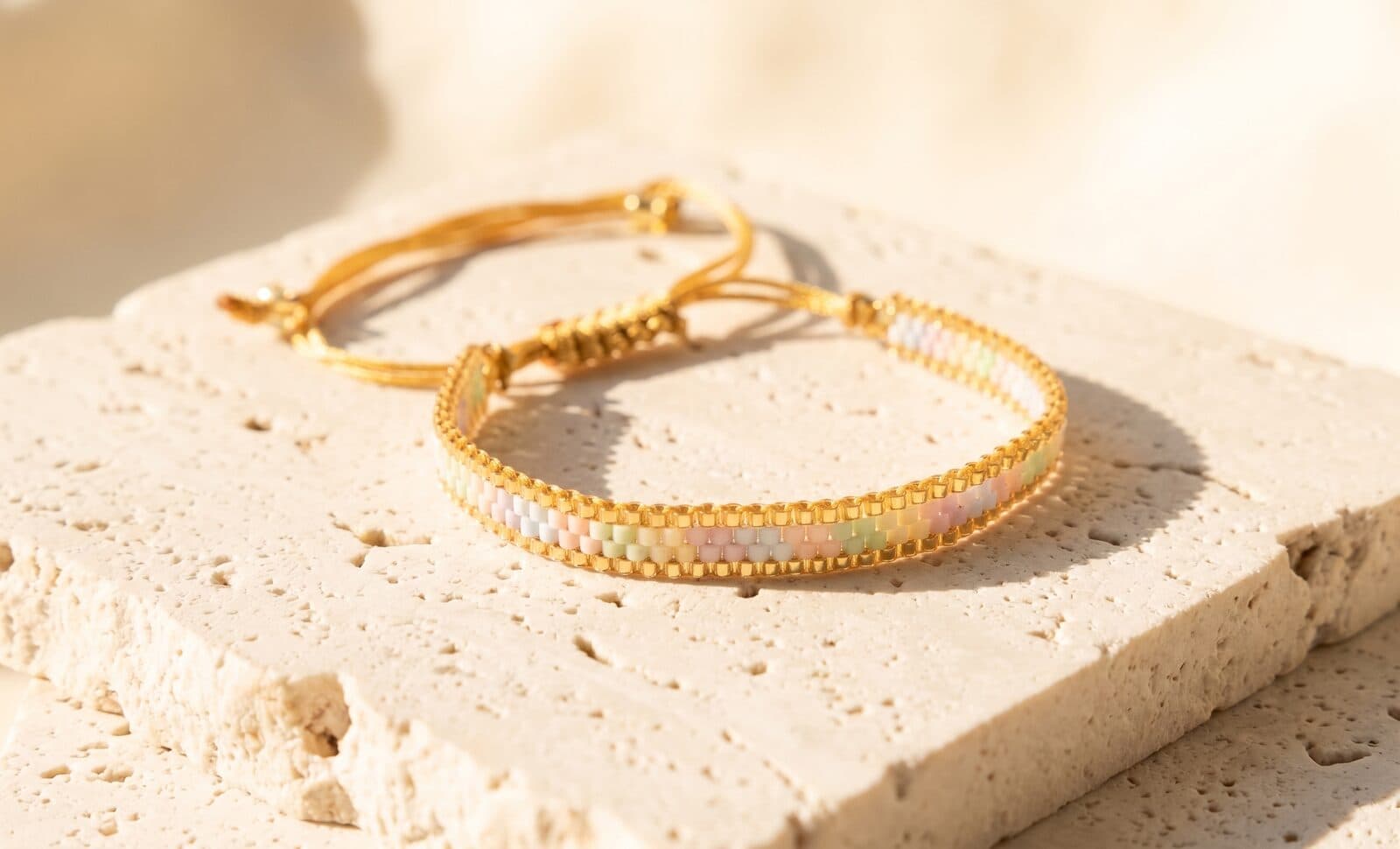 Pulsera Oblícua Borde Dorado
