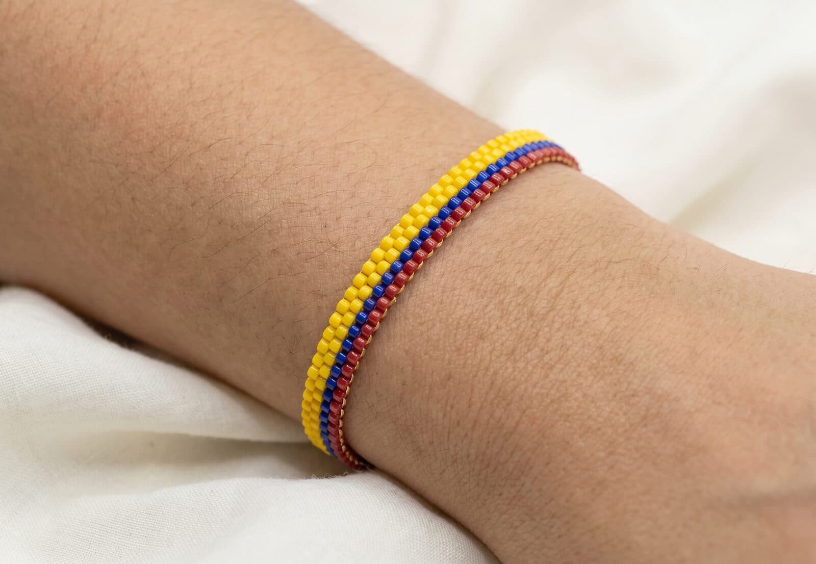 Pulsera Bandera de Colombia en cristal miyuki - Amara Accesorios