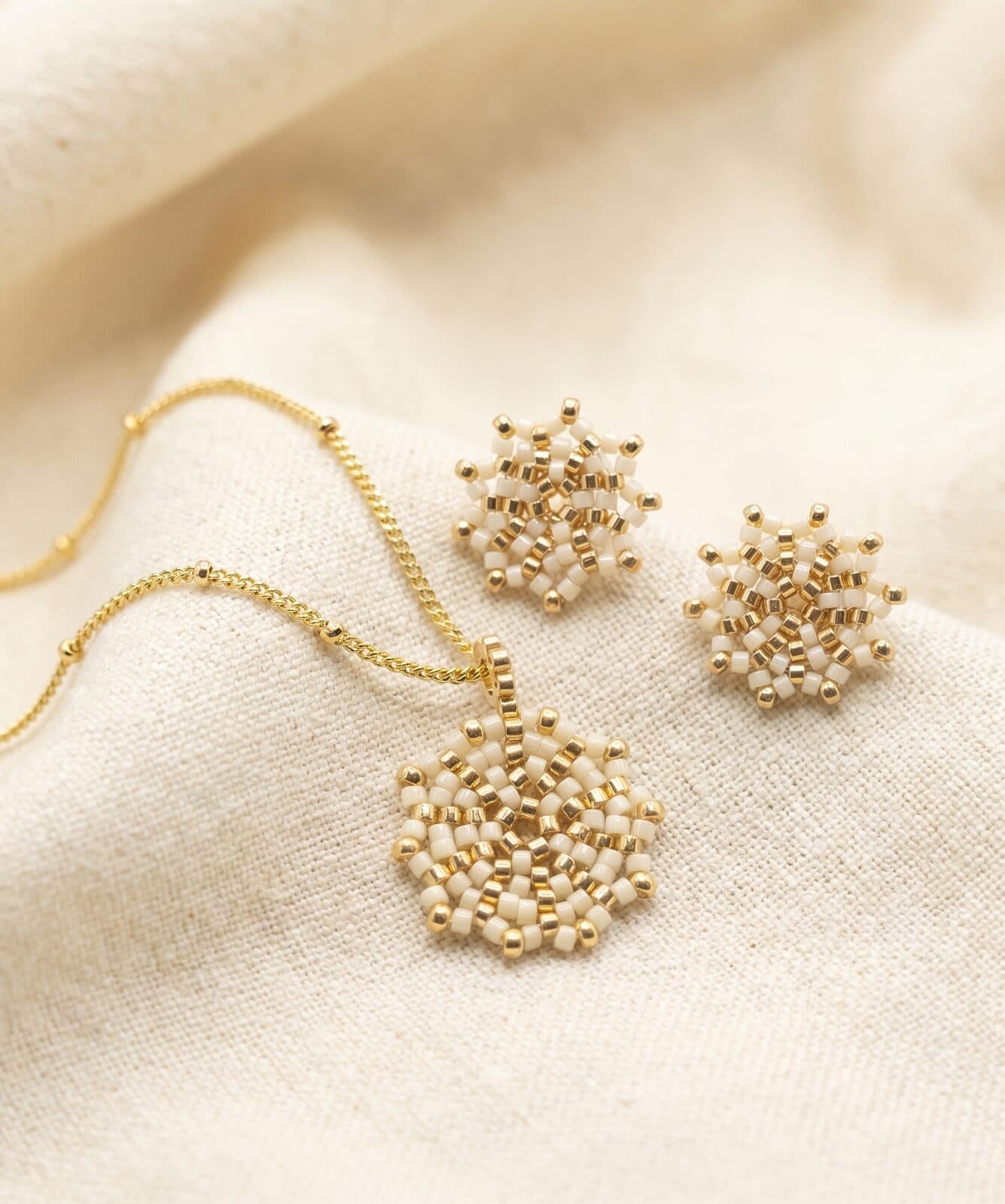 Set Drops Beige en cristal miyuki - Amara Accesorios