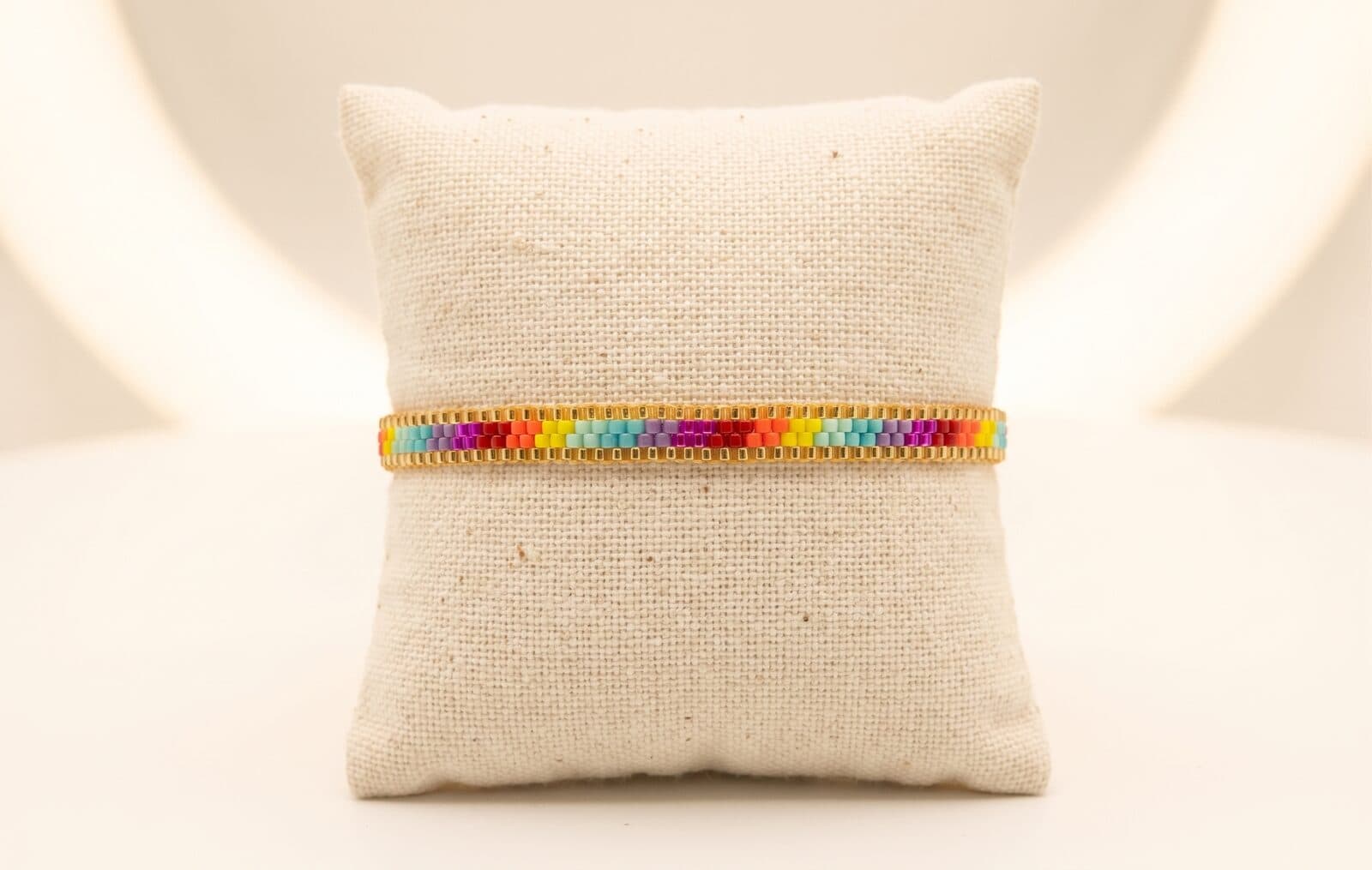 Pulsera Oblícua Borde Dorado Vivos en cristal miyuki - Amara Accesorios